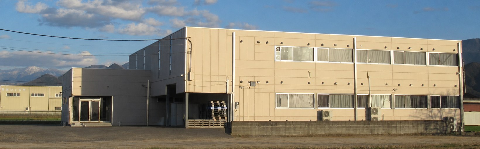 愛媛県東温市のFA設備会社 株式会社テリフィックの会社外観